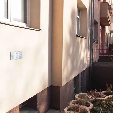 Apartment 6